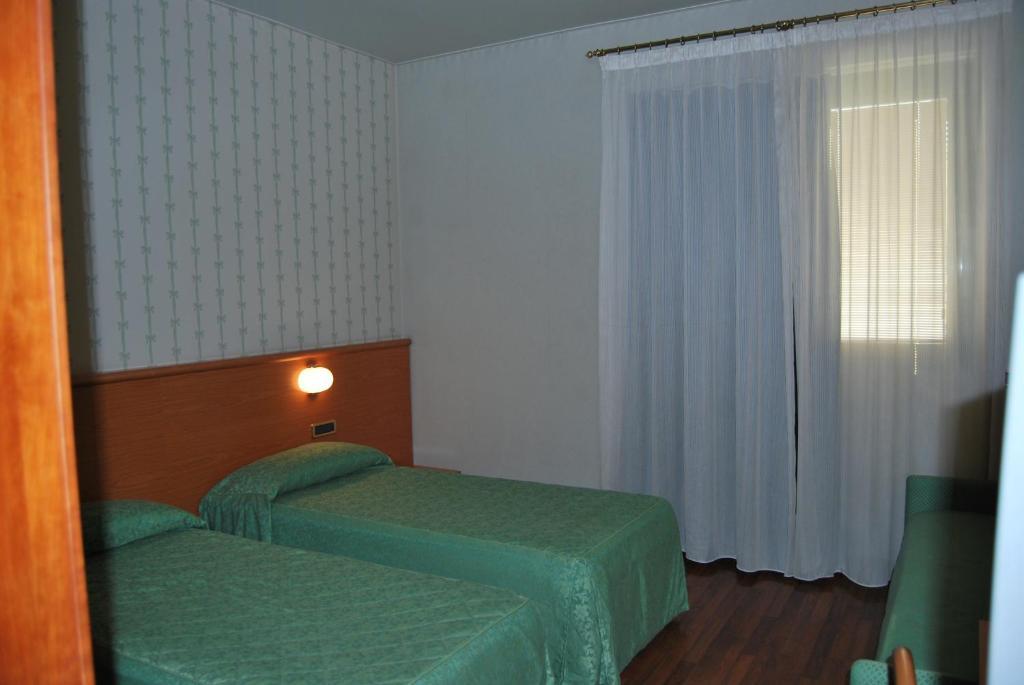 Hotel Vecchia Brianza Seveso Habitación foto